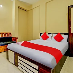 Flagship River Shore Hotel