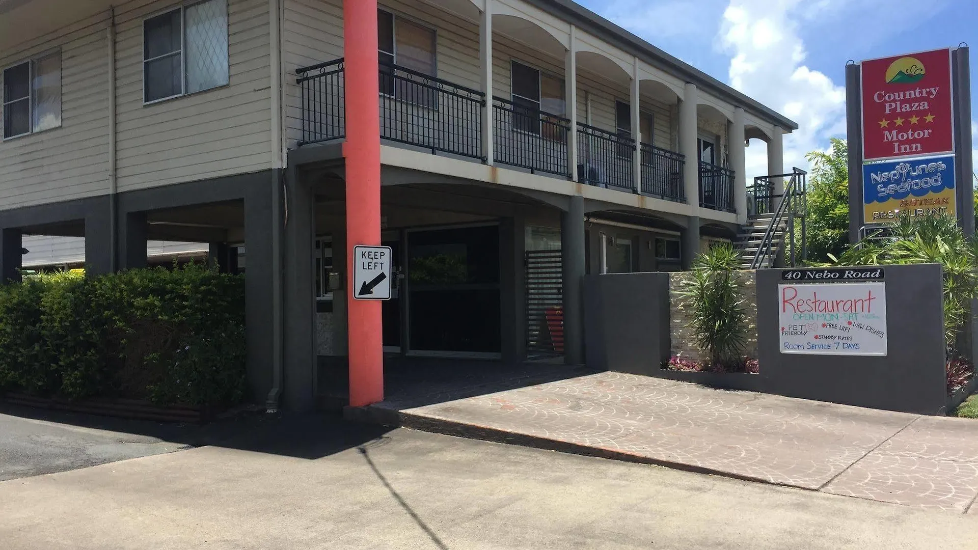 Country Plaza Motor Inn Mackay 4*,