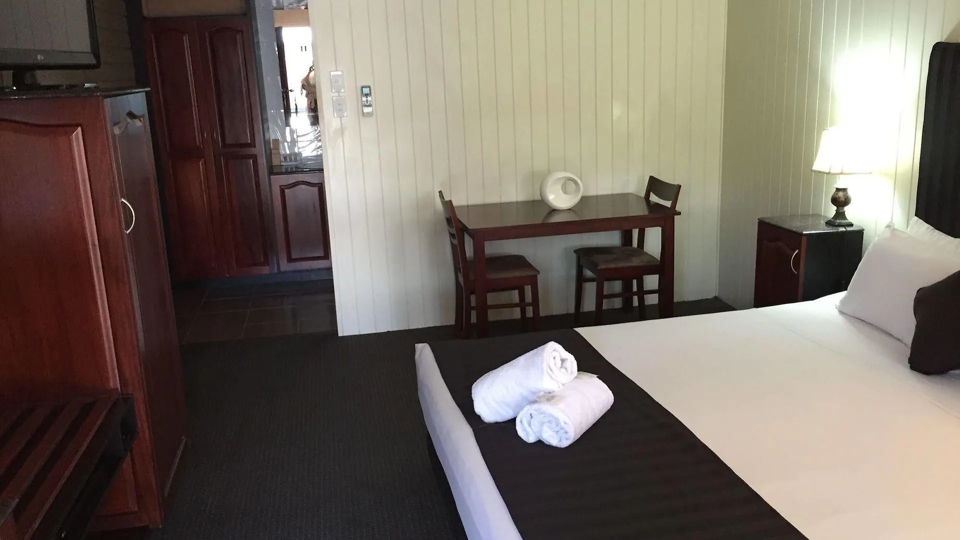 Country Plaza Motor Inn Mackay Australia